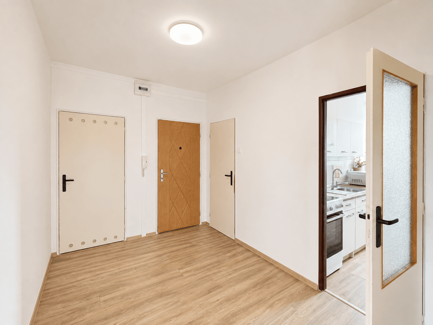 Pronájem bytu 3+1 90 m², U Pivovarské zahrady, Ústí nad Labem, Ústecký kraj Pronájem bytu 3+1 90 m², U Pivovarské zahrady, Ústí nad Labem, Ústecký kraj