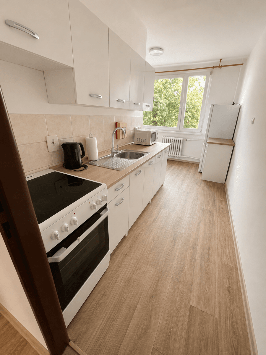 Pronájem bytu 3+1 90 m², U Pivovarské zahrady, Ústí nad Labem, Ústecký kraj Pronájem bytu 3+1 90 m², U Pivovarské zahrady, Ústí nad Labem, Ústecký kraj