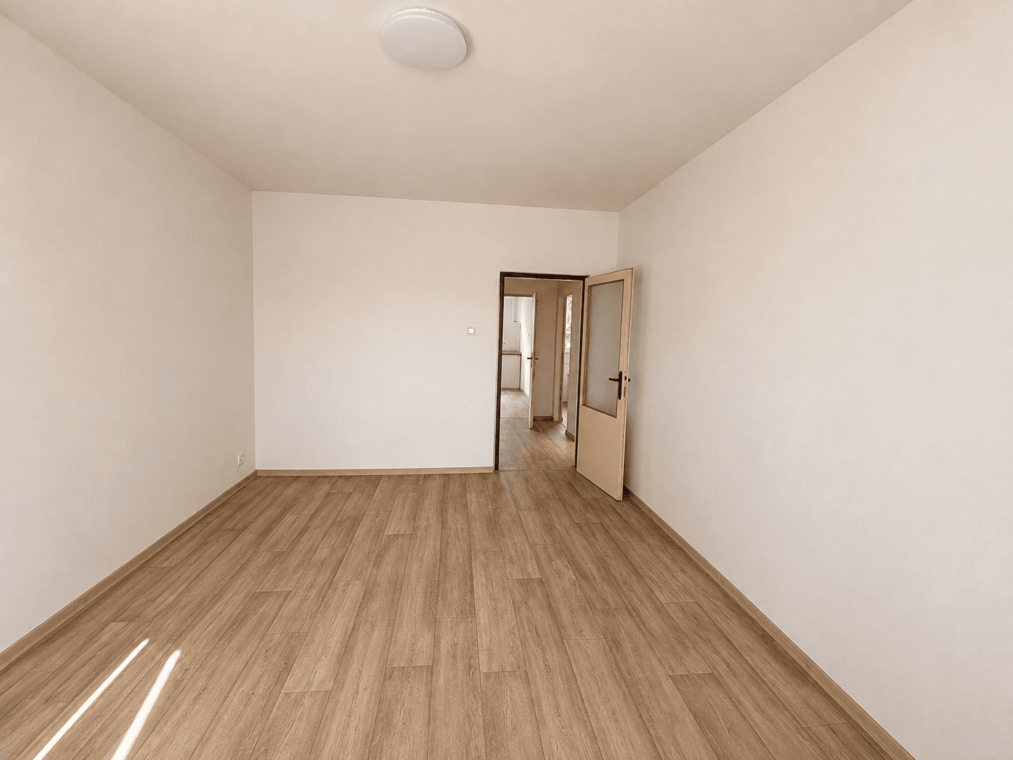Pronájem bytu 3+1 90 m², U Pivovarské zahrady, Ústí nad Labem, Ústecký kraj Pronájem bytu 3+1 90 m², U Pivovarské zahrady, Ústí nad Labem, Ústecký kraj
