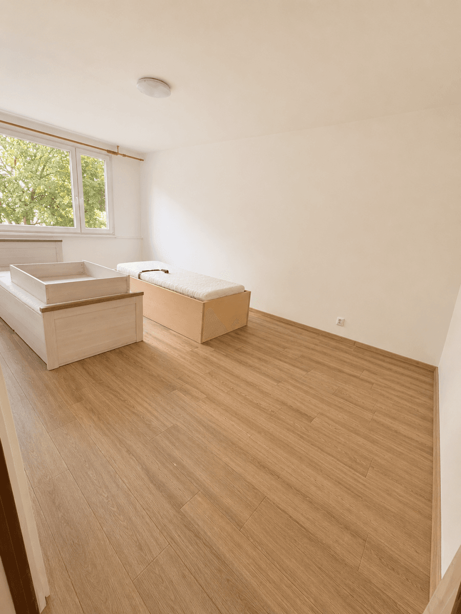 Pronájem bytu 3+1 90 m², U Pivovarské zahrady, Ústí nad Labem, Ústecký kraj Pronájem bytu 3+1 90 m², U Pivovarské zahrady, Ústí nad Labem, Ústecký kraj