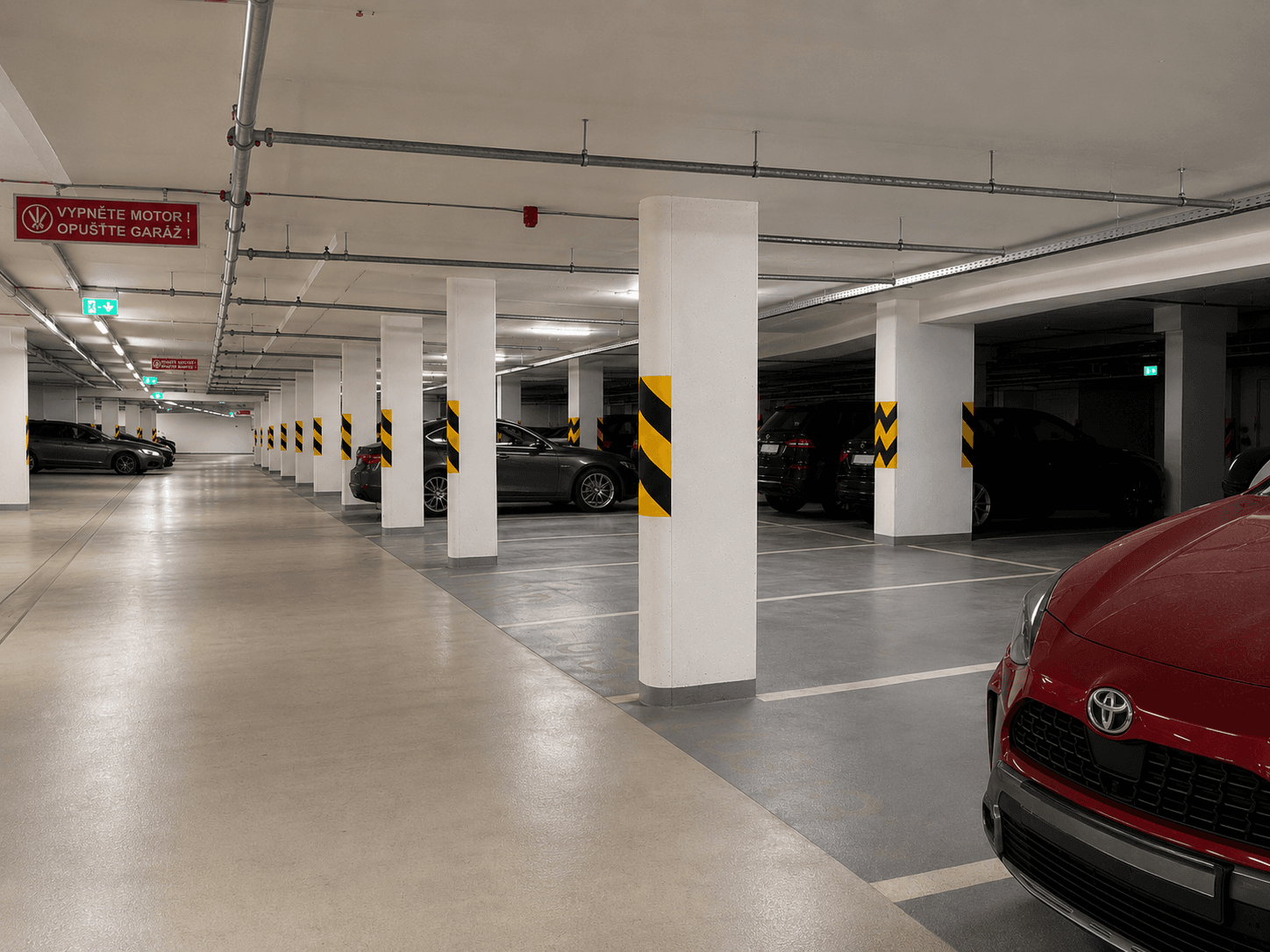 Pronájem garáže 15 m², Breitfeldova, Praha, Praha Pronájem garáže 15 m², Breitfeldova, Praha, Praha