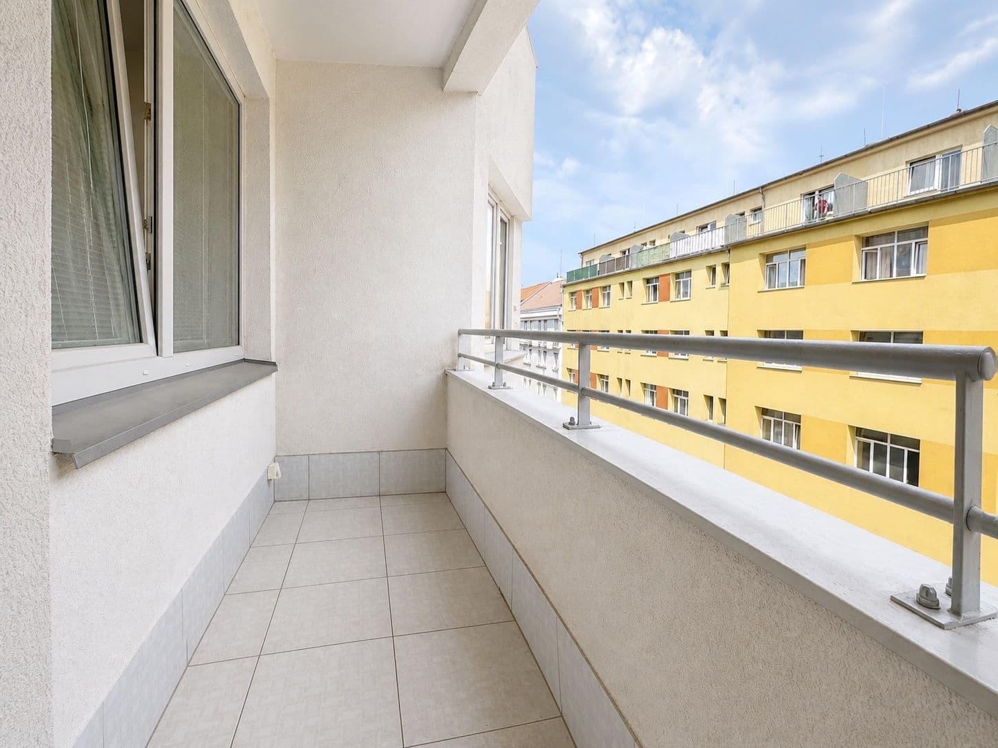 Pronájem bytu 2+kk 47 m², U Svobodárny, Praha, Praha Pronájem bytu 2+kk 47 m², U Svobodárny, Praha, Praha