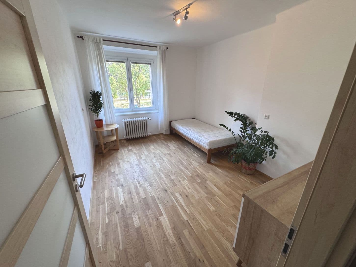 Pronájem bytu 3+1 77 m², Radbuzská, Praha, Praha Pronájem bytu 3+1 77 m², Radbuzská, Praha, Praha