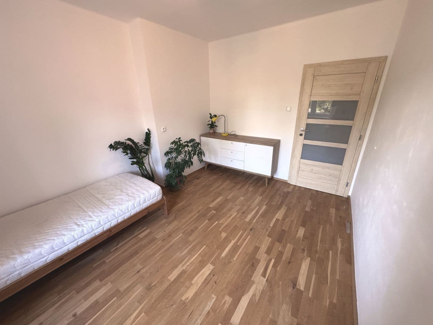 Pronájem bytu 3+1 77 m², Radbuzská, Praha, Praha Pronájem bytu 3+1 77 m², Radbuzská, Praha, Praha