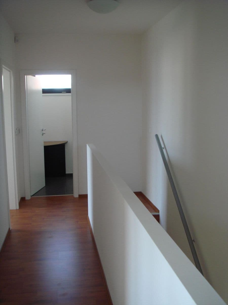 Pronájem domu 130 m², pozemek 240 m², Herrova, Praha, Praha Pronájem domu 130 m², pozemek 240 m², Herrova, Praha, Praha