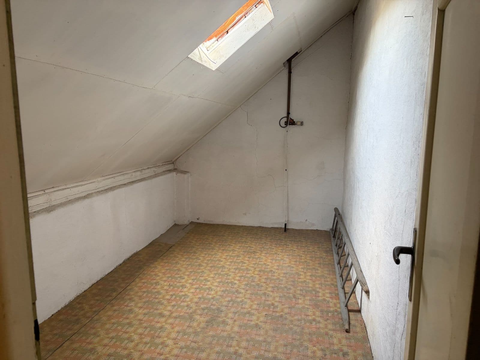 Prodej domu 177 m², pozemek 588 m², Těchlovice, Královéhradecký kraj Prodej domu 177 m², pozemek 588 m², Těchlovice, Královéhradecký kraj