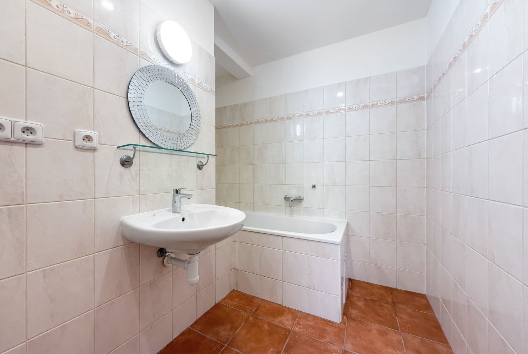 Prodej bytu 2+1 75 m², Primátorská, Praha, Praha Prodej bytu 2+1 75 m², Primátorská, Praha, Praha