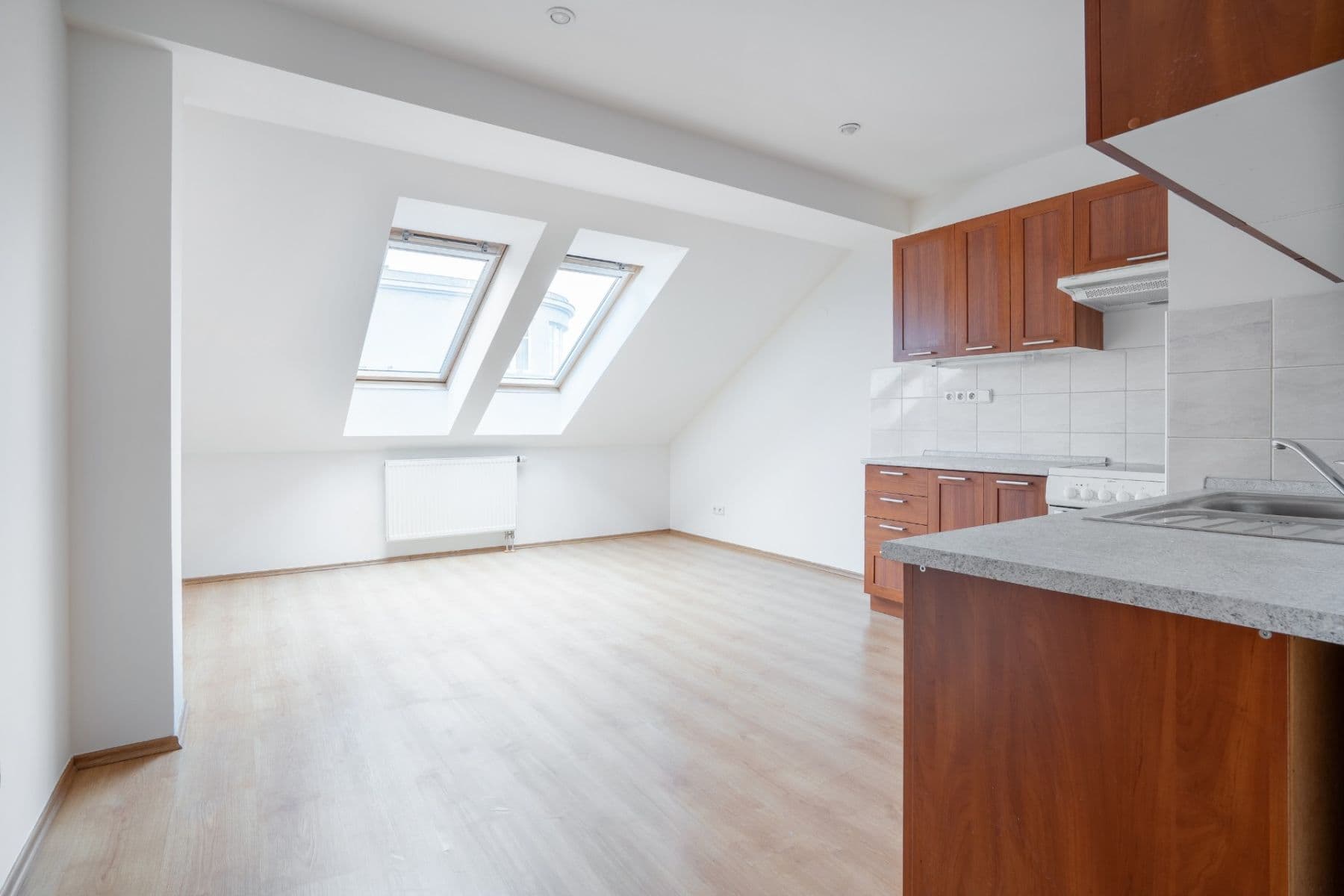 Prodej bytu 2+1 75 m², Primátorská, Praha, Praha Prodej bytu 2+1 75 m², Primátorská, Praha, Praha