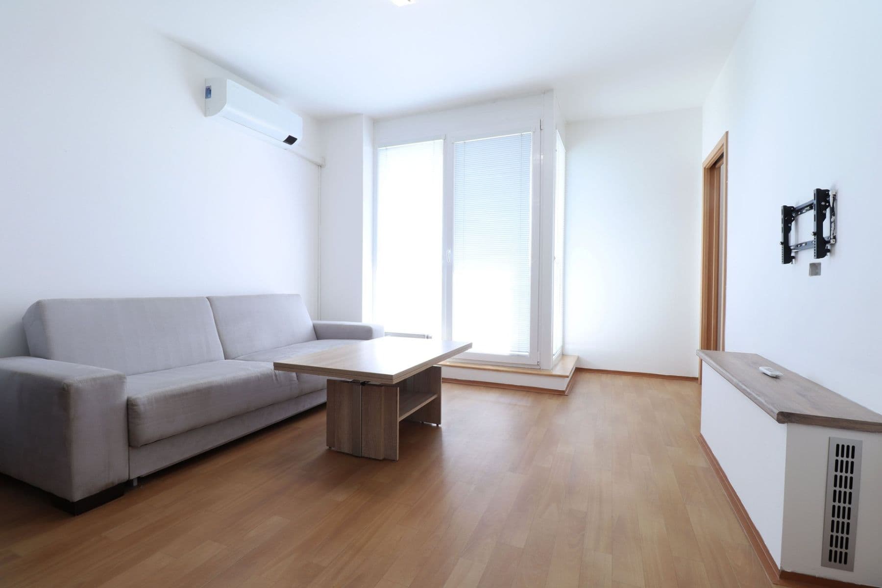 Pronájem bytu 2+kk 43 m², Wiedermannova, Praha, Praha Pronájem bytu 2+kk 43 m², Wiedermannova, Praha, Praha