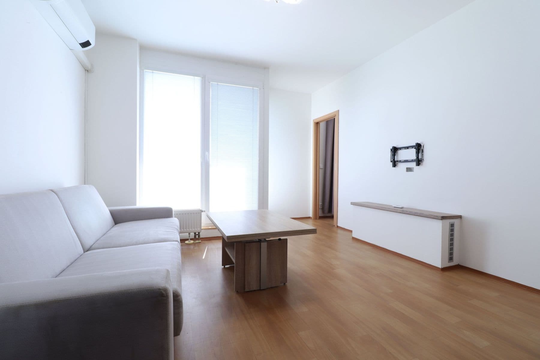 Pronájem bytu 2+kk 43 m², Wiedermannova, Praha, Praha Pronájem bytu 2+kk 43 m², Wiedermannova, Praha, Praha