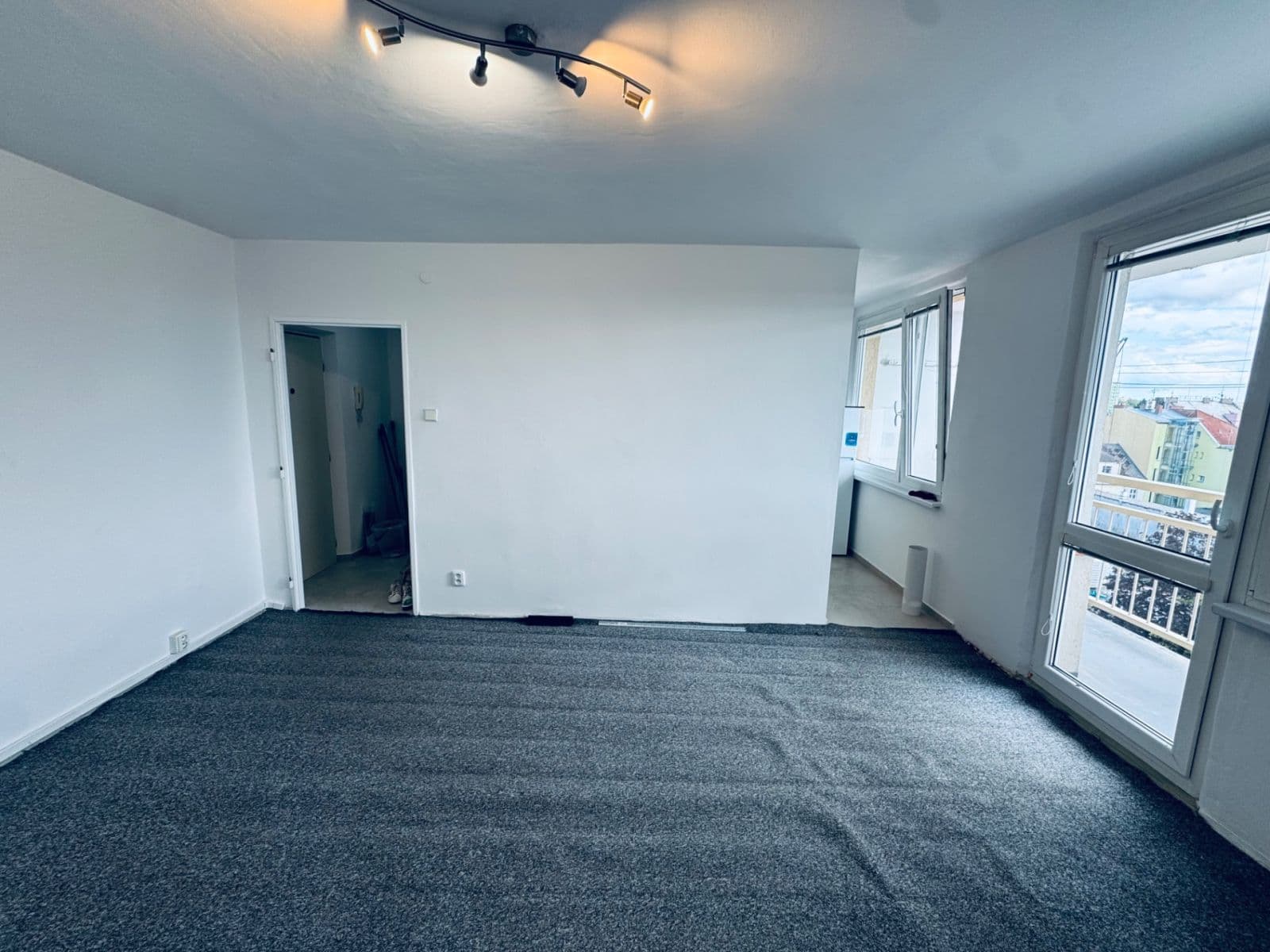Pronájem bytu 1+kk 28 m², Palackého třída, Pardubice, Pardubický kraj Pronájem bytu 1+kk 28 m², Palackého třída, Pardubice, Pardubický kraj