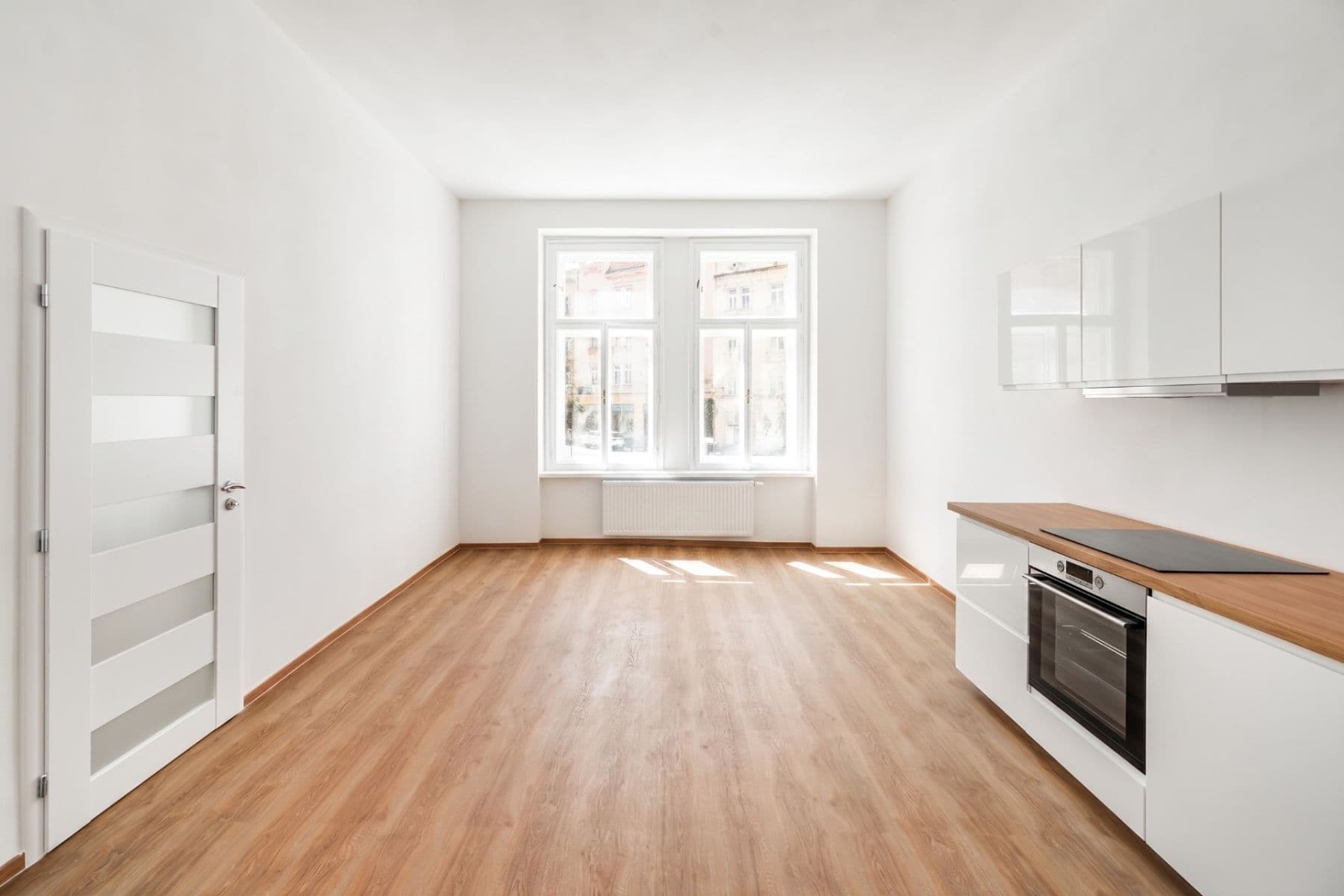Prodej bytu 2+kk 47 m², náměstí Bratří Synků, Praha, Praha Prodej bytu 2+kk 47 m², náměstí Bratří Synků, Praha, Praha