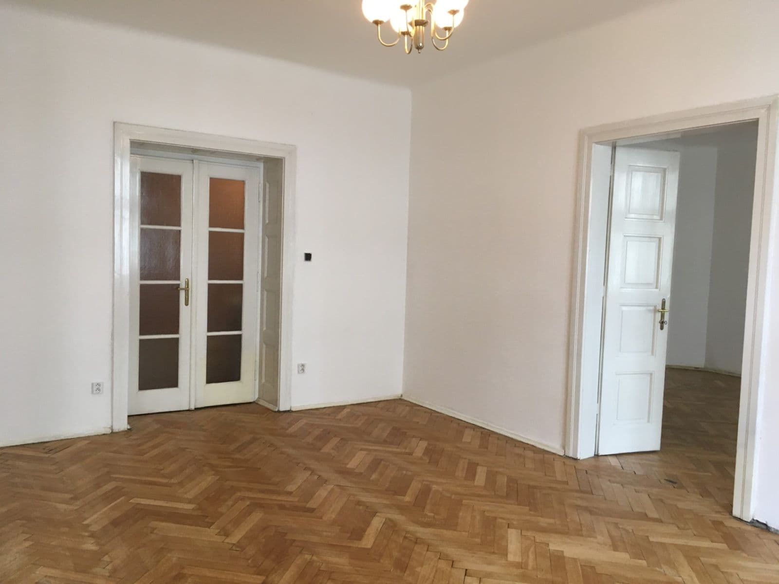 Pronájem bytu 4+1 129 m², Sudoměřská, Praha, Praha Pronájem bytu 4+1 129 m², Sudoměřská, Praha, Praha
