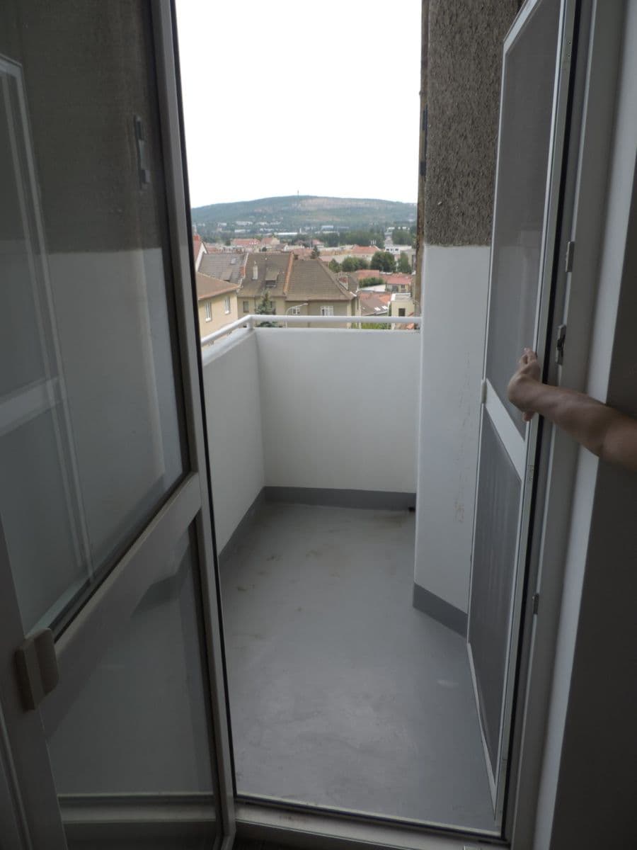 Pronájem bytu 1+1 53 m², Těsnohlídkova, Brno, Jihomoravský kraj Pronájem bytu 1+1 53 m², Těsnohlídkova, Brno, Jihomoravský kraj