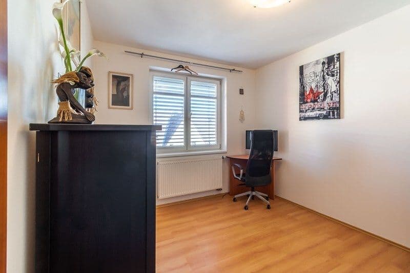 Pronájem bytu 3+kk 76 m², Benická, Praha, Praha Pronájem bytu 3+kk 76 m², Benická, Praha, Praha