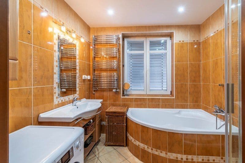 Pronájem bytu 3+kk 76 m², Benická, Praha, Praha Pronájem bytu 3+kk 76 m², Benická, Praha, Praha