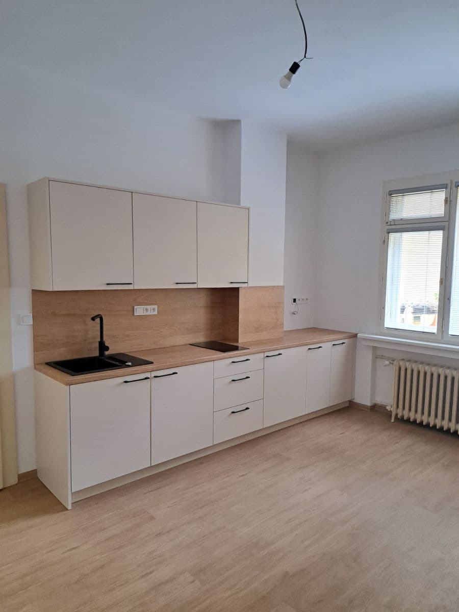 Pronájem bytu 1+kk 28 m², Vinohradská, Praha, Praha Pronájem bytu 1+kk 28 m², Vinohradská, Praha, Praha