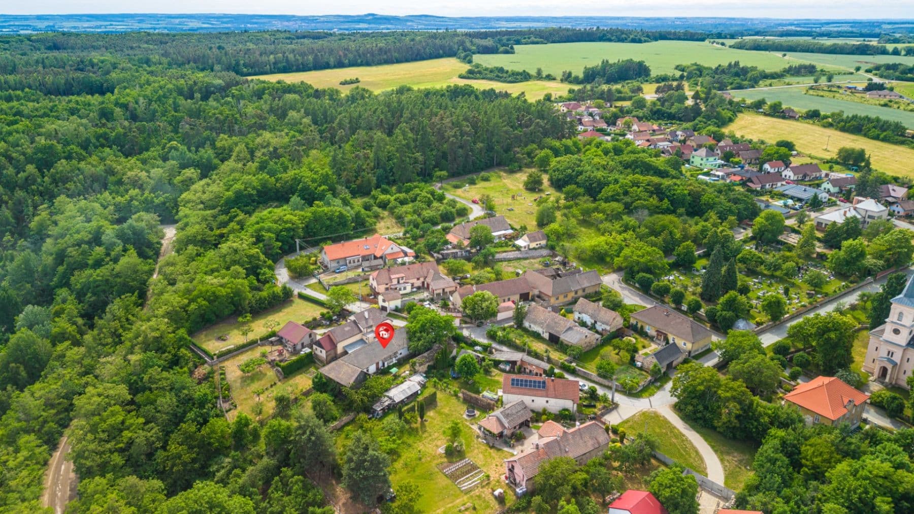 Prodej domu 309 m², pozemek 1.393 m², Chvaletice, Pardubický kraj Prodej domu 309 m², pozemek 1.393 m², Chvaletice, Pardubický kraj