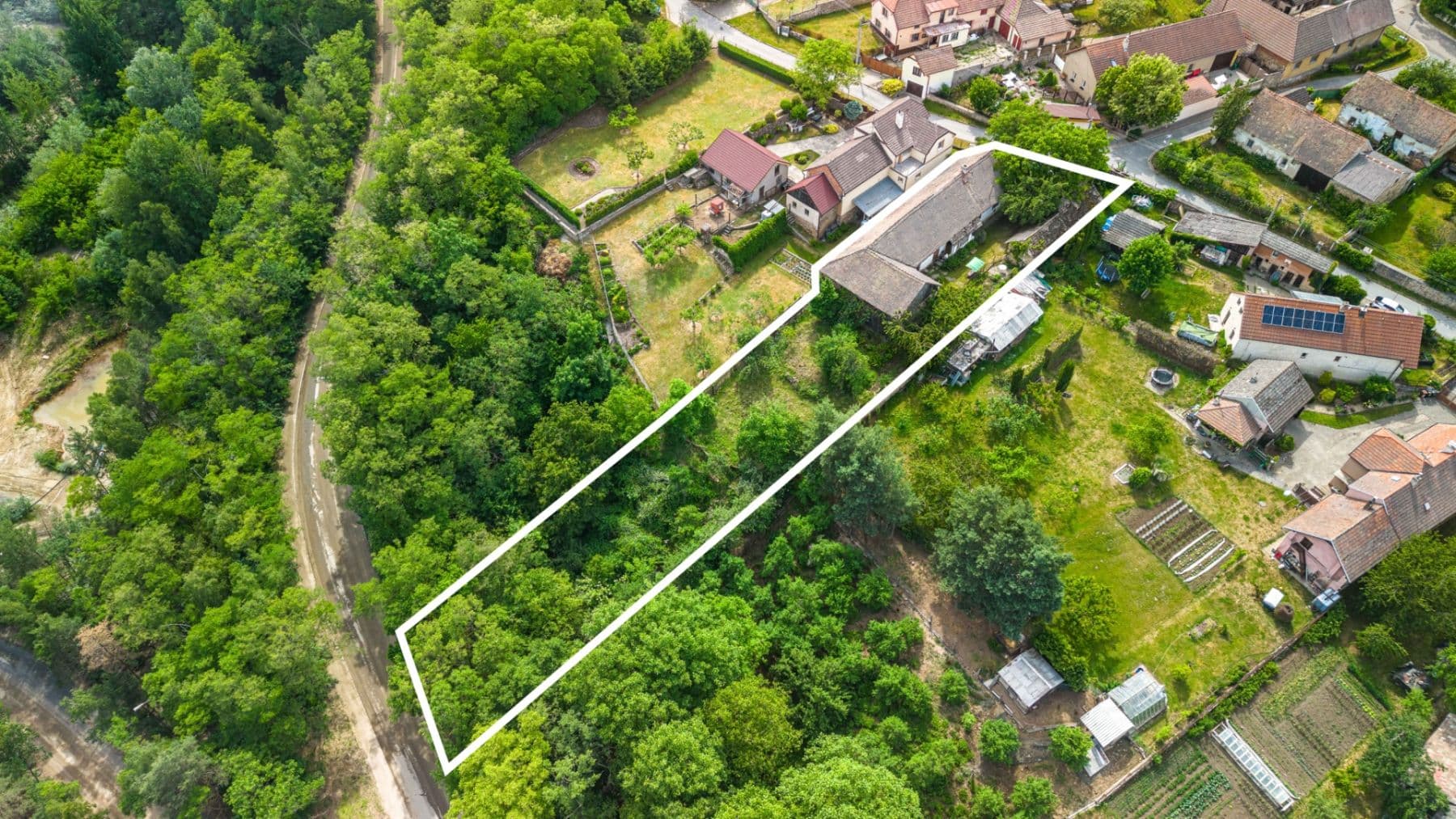 Prodej domu 309 m², pozemek 1.393 m², Chvaletice, Pardubický kraj Prodej domu 309 m², pozemek 1.393 m², Chvaletice, Pardubický kraj