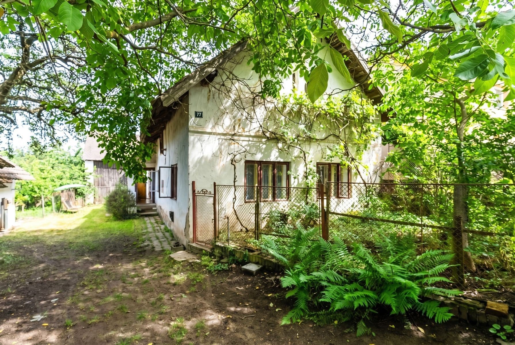 Prodej domu 309 m², pozemek 1.393 m², Chvaletice, Pardubický kraj Prodej domu 309 m², pozemek 1.393 m², Chvaletice, Pardubický kraj