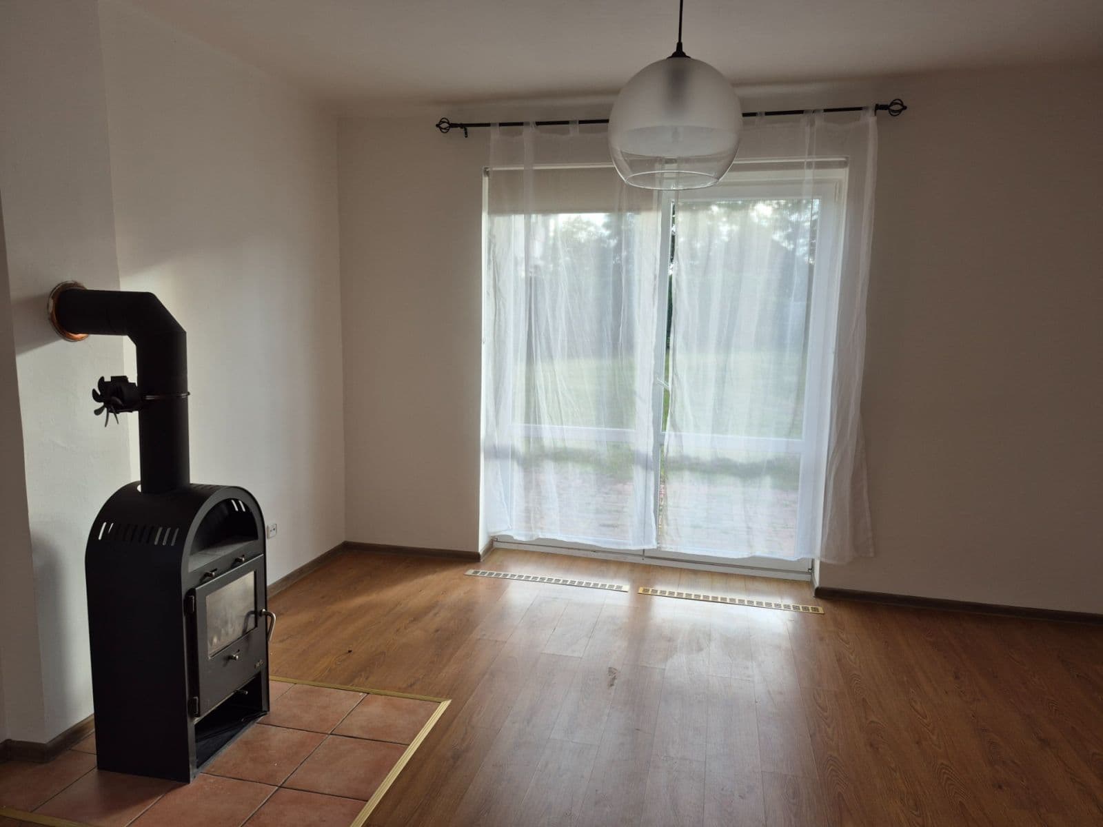 Pronájem domu 56 m², pozemek 900 m², Žižkova, Praha, Praha Pronájem domu 56 m², pozemek 900 m², Žižkova, Praha, Praha