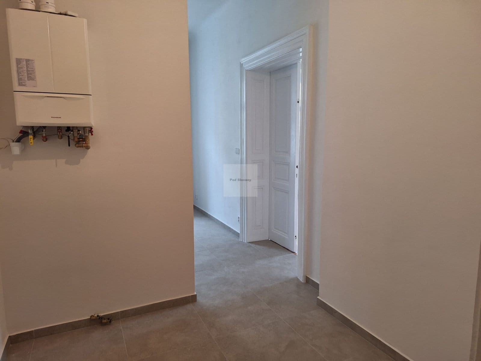 Pronájem bytu 2+1 67 m², Pod Slovany, Praha, Praha Pronájem bytu 2+1 67 m², Pod Slovany, Praha, Praha