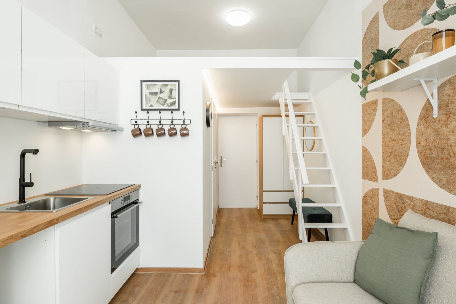Prodej bytu 1+kk 18 m², náměstí Bratří Synků, Praha, Praha Prodej bytu 1+kk 18 m², náměstí Bratří Synků, Praha, Praha
