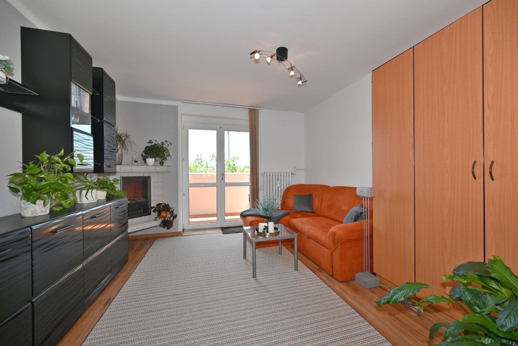 Pronájem bytu 2+1 50 m², Spojenců, Třebíč, Kraj Vysočina Pronájem bytu 2+1 50 m², Spojenců, Třebíč, Kraj Vysočina