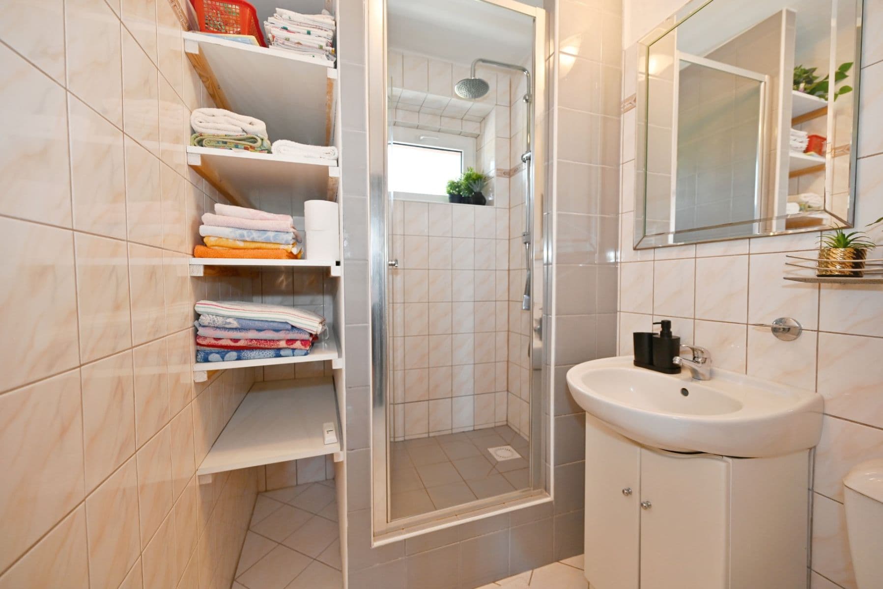 Pronájem bytu 2+1 50 m², Spojenců, Třebíč, Kraj Vysočina Pronájem bytu 2+1 50 m², Spojenců, Třebíč, Kraj Vysočina