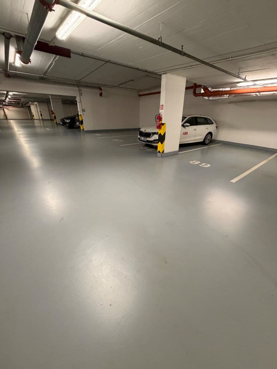 Pronájem bytu 1+kk 40 m², Hornoměcholupská, Praha, Praha Pronájem bytu 1+kk 40 m², Hornoměcholupská, Praha, Praha