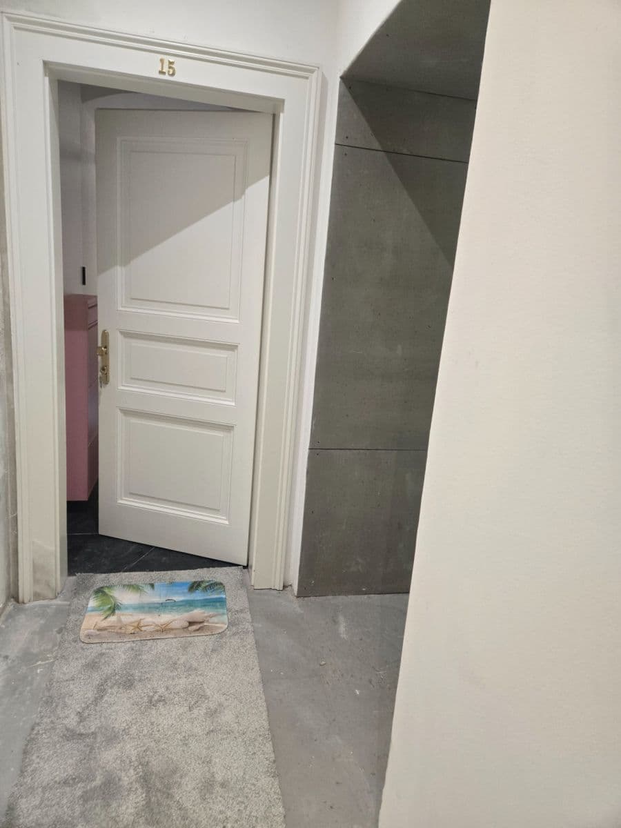 Prodej nebytového prostoru 26 m², Roháčova, Praha, Praha Prodej nebytového prostoru 26 m², Roháčova, Praha, Praha