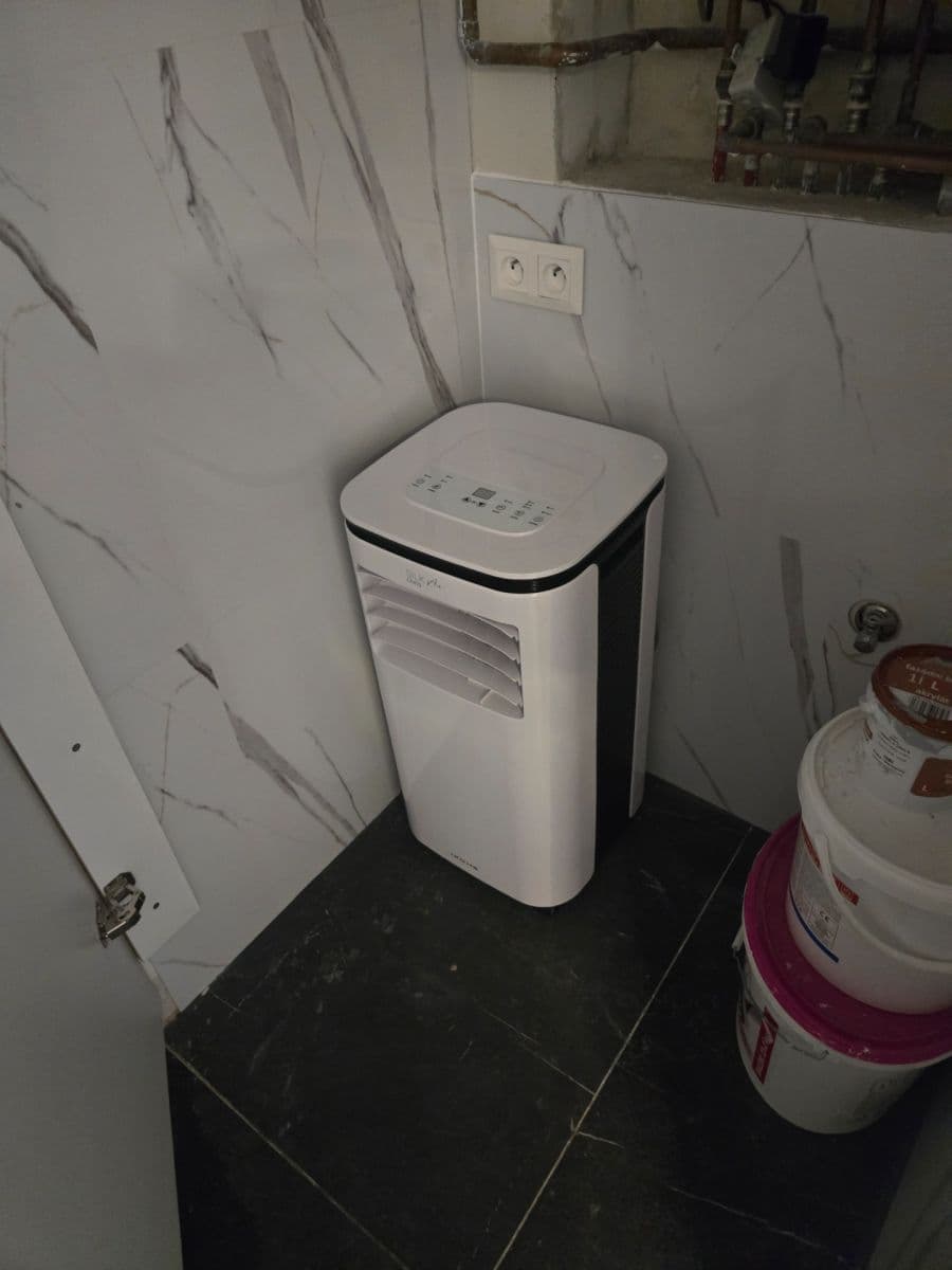 Prodej nebytového prostoru 26 m², Roháčova, Praha, Praha Prodej nebytového prostoru 26 m², Roháčova, Praha, Praha
