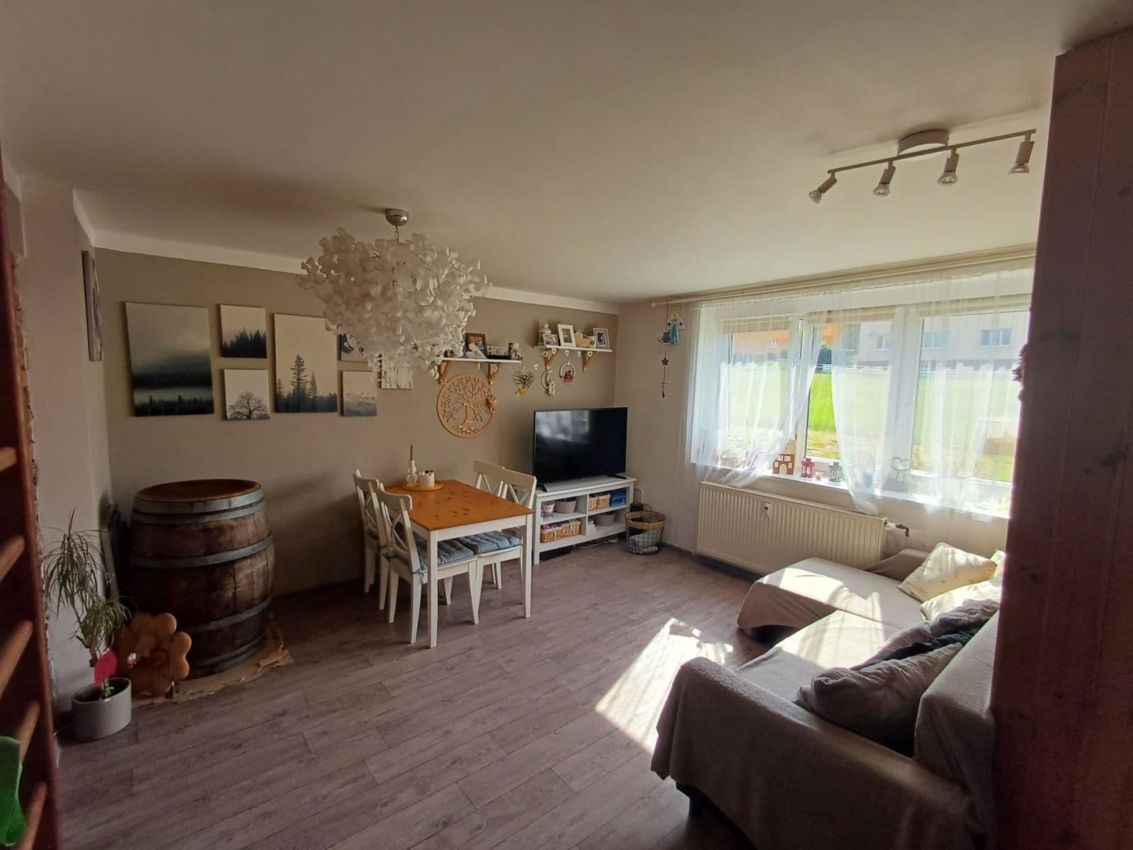 Prodej bytu 3+kk 56 m², Jana Žižky, Jince, Středočeský kraj Prodej bytu 3+kk 56 m², Jana Žižky, Jince, Středočeský kraj