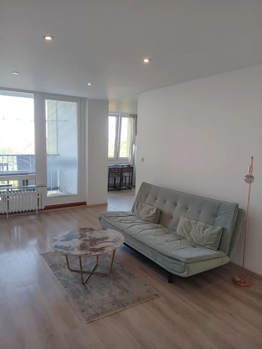 Pronájem bytu 3+1 65 m², Bojasova, Praha, Praha Pronájem bytu 3+1 65 m², Bojasova, Praha, Praha