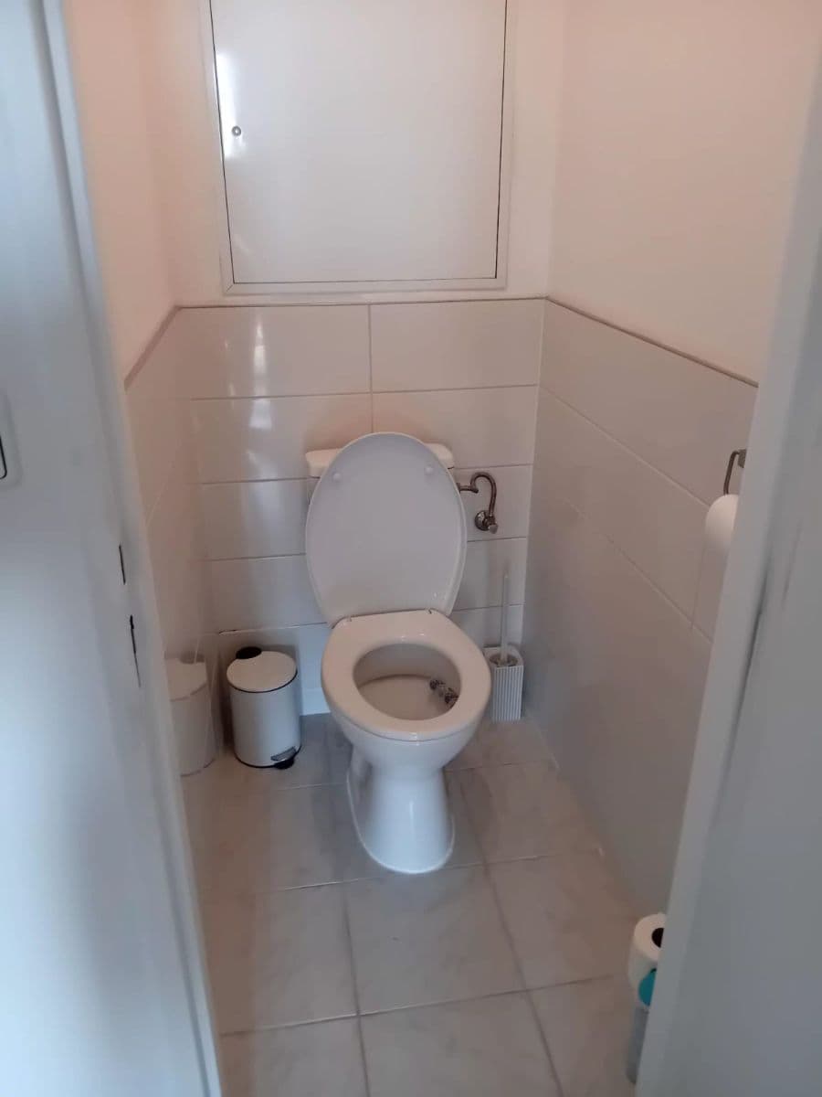 Pronájem bytu 3+1 65 m², Bojasova, Praha, Praha Pronájem bytu 3+1 65 m², Bojasova, Praha, Praha