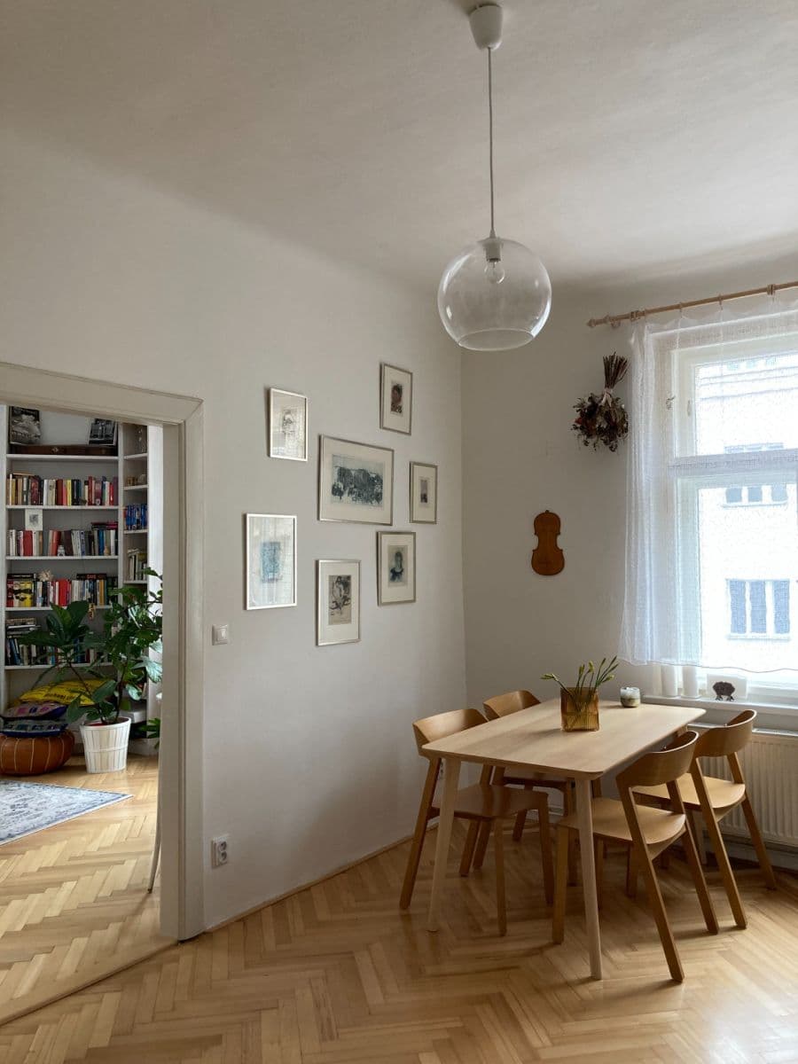 Prodej bytu 2+1 55 m², Žitomírská, Praha, Praha Prodej bytu 2+1 55 m², Žitomírská, Praha, Praha