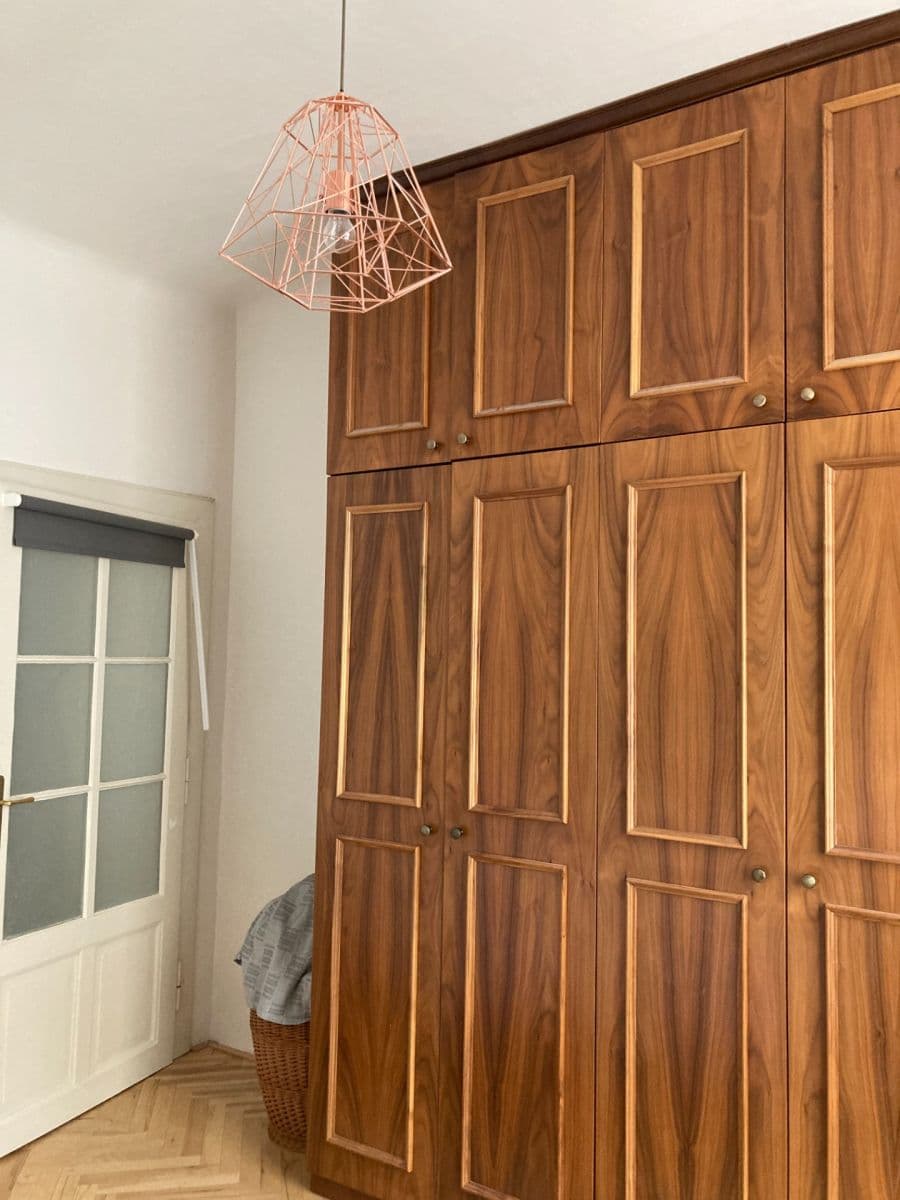 Prodej bytu 2+1 55 m², Žitomírská, Praha, Praha Prodej bytu 2+1 55 m², Žitomírská, Praha, Praha