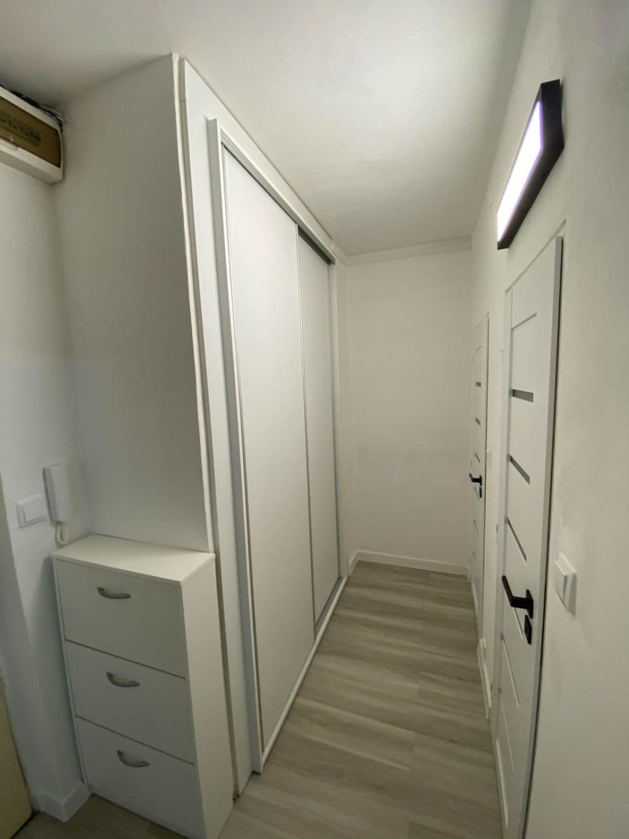Pronájem bytu 1+1 38 m², Svornosti, Ostrava, Moravskoslezský kraj Pronájem bytu 1+1 38 m², Svornosti, Ostrava, Moravskoslezský kraj