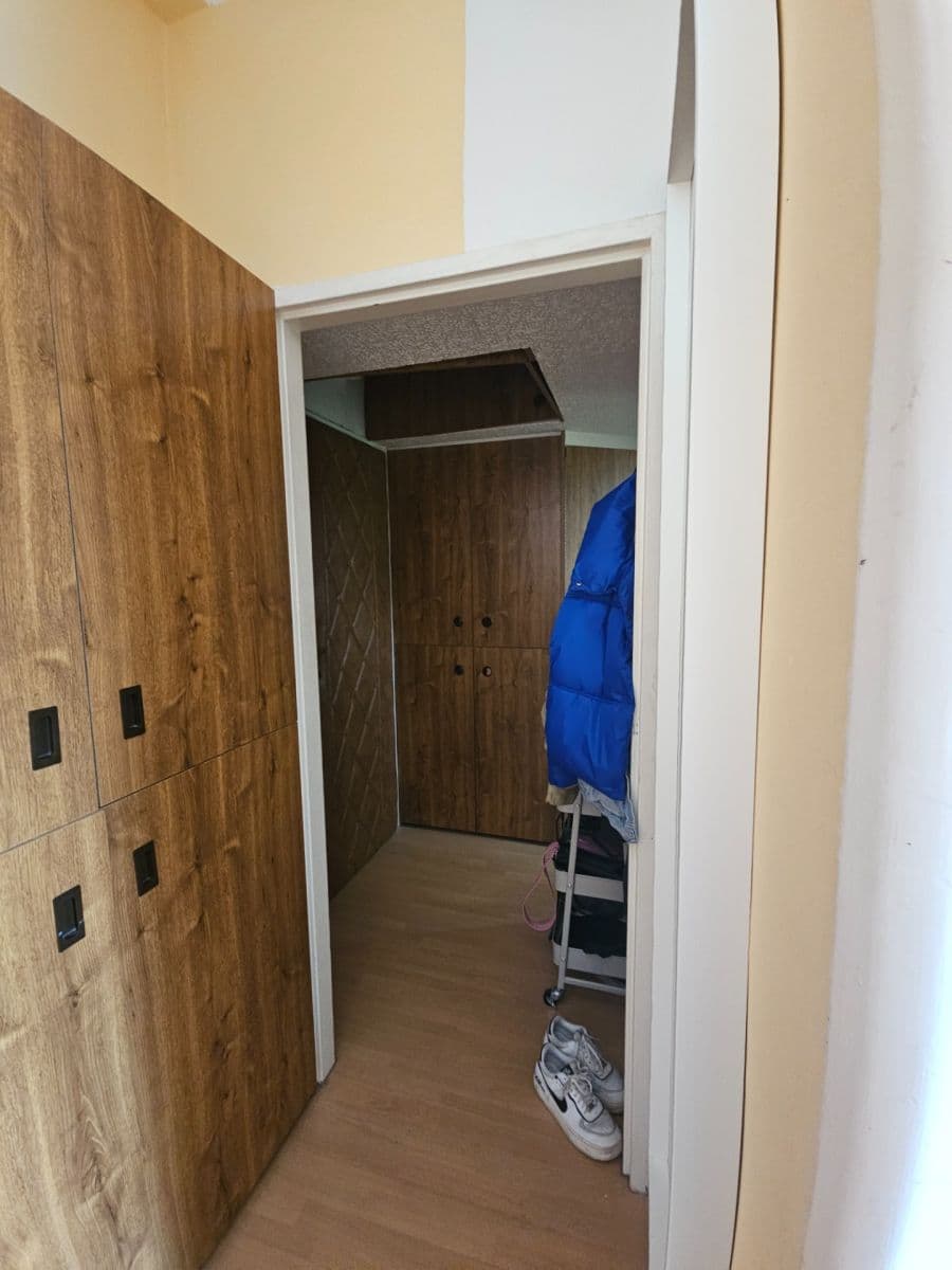 Pronájem bytu 1+kk 30 m², Bystřická, Praha, Praha Pronájem bytu 1+kk 30 m², Bystřická, Praha, Praha