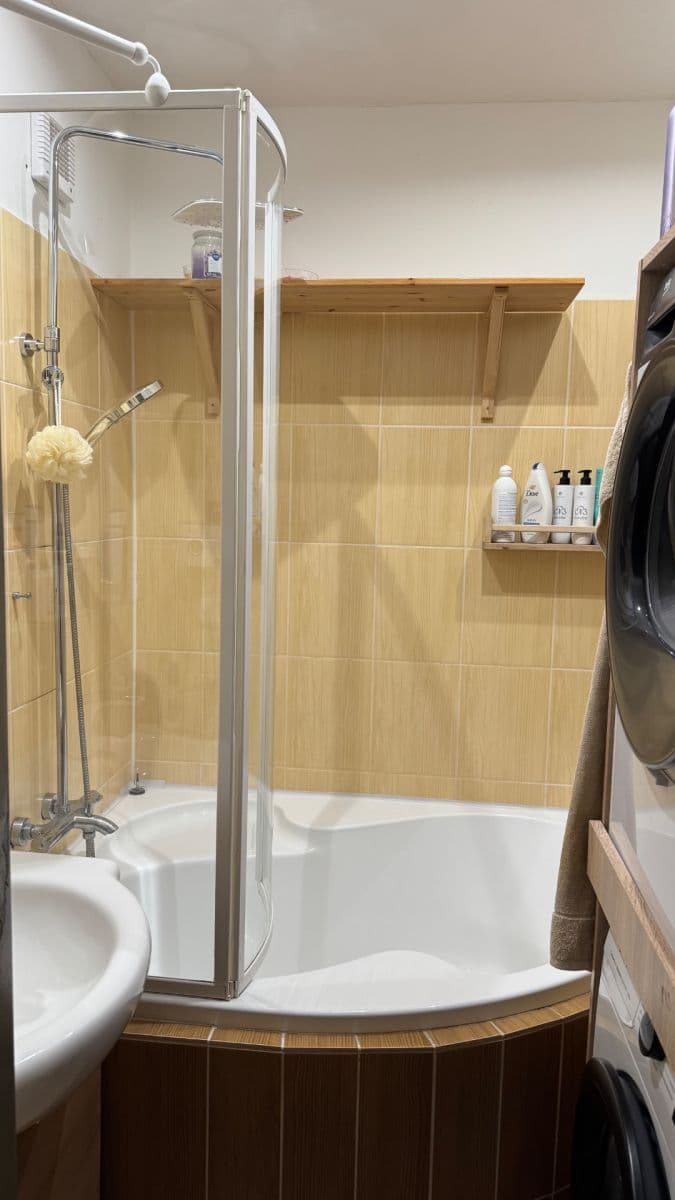 Prodej bytu 3+1 75 m², U Potoka, Vysoké Mýto, Pardubický kraj Prodej bytu 3+1 75 m², U Potoka, Vysoké Mýto, Pardubický kraj