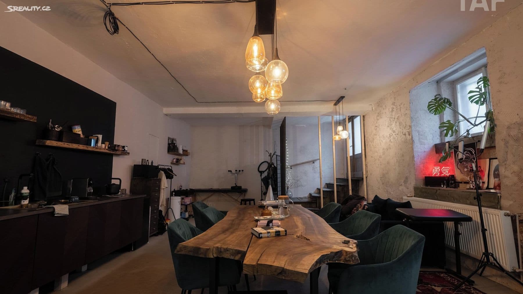 Prodej nebytového prostoru 81 m², Lucemburská, Praha, Praha Prodej nebytového prostoru 81 m², Lucemburská, Praha, Praha