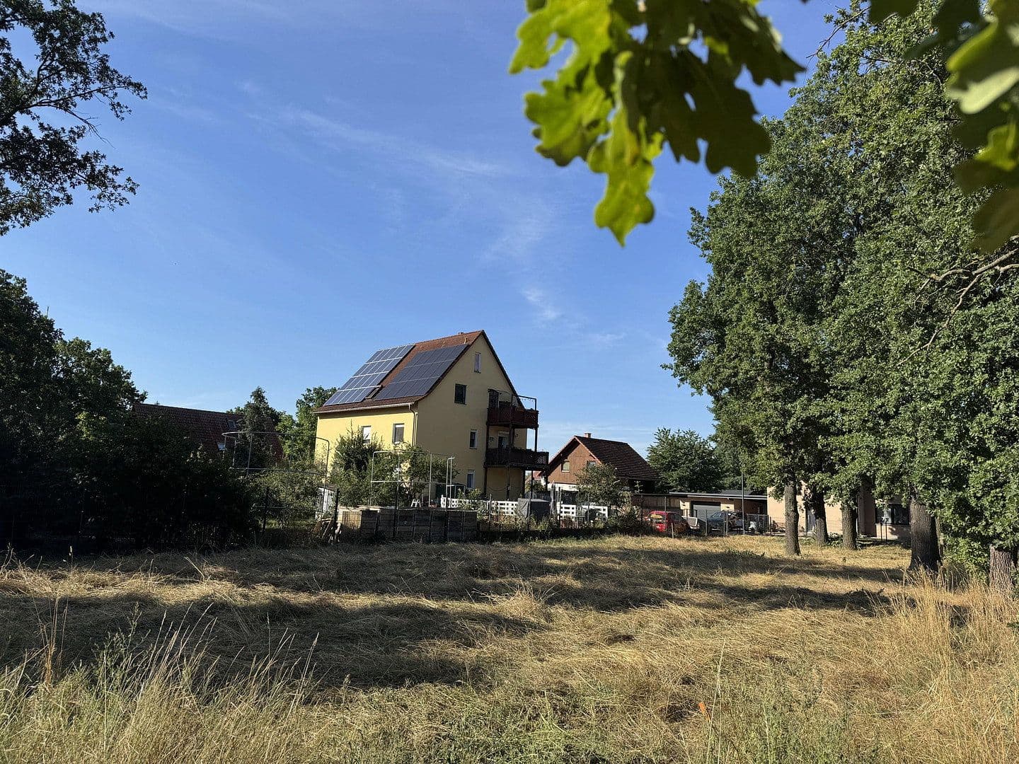 Prodej pozemku 400 m², Pfarrholz 12, Pegau, Sasko Prodej pozemku 400 m², Pfarrholz 12, Pegau, Sasko