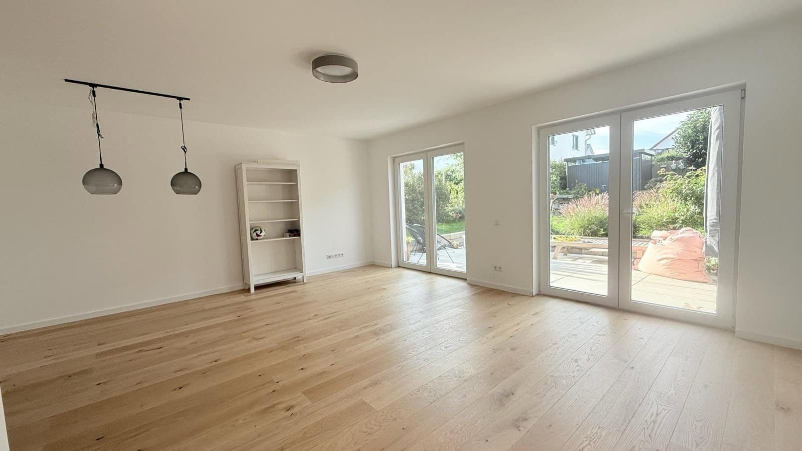 Pronájem domu 120 m², pozemek 250 m², Friedberg (Hessen), Hessen Pronájem domu 120 m², pozemek 250 m², Friedberg (Hessen), Hessen