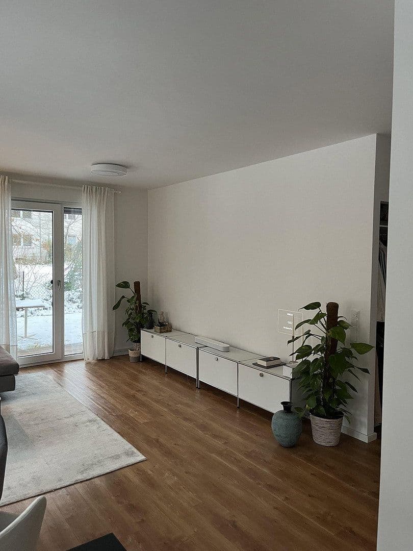 Pronájem bytu 3+1 86 m², Uhlenhorster Weg 29A, Hamburg, Hamburg Pronájem bytu 3+1 86 m², Uhlenhorster Weg 29A, Hamburg, Hamburg
