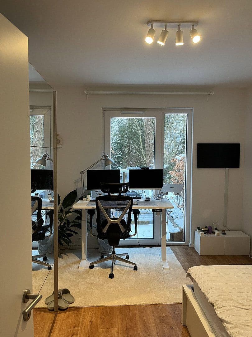 Pronájem bytu 3+1 86 m², Uhlenhorster Weg 29A, Hamburg, Hamburg Pronájem bytu 3+1 86 m², Uhlenhorster Weg 29A, Hamburg, Hamburg