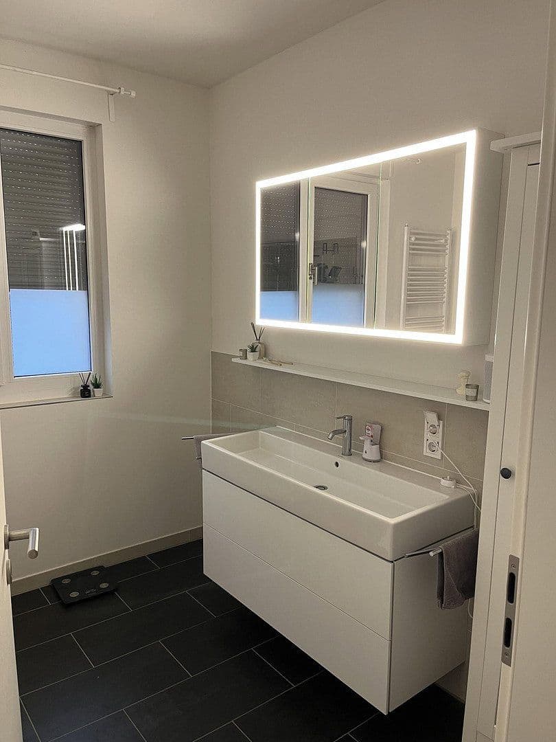 Pronájem bytu 3+1 86 m², Uhlenhorster Weg 29A, Hamburg, Hamburg Pronájem bytu 3+1 86 m², Uhlenhorster Weg 29A, Hamburg, Hamburg