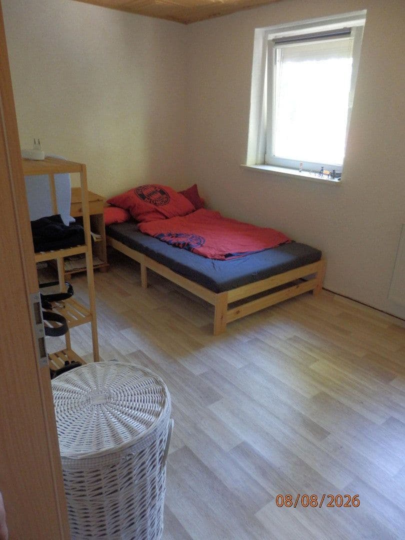 Prodej domu 72 m², pozemek 404 m², Bästleinsstraße 17, Hohen Neuendorf, Braniborsko Prodej domu 72 m², pozemek 404 m², Bästleinsstraße 17, Hohen Neuendorf, Braniborsko