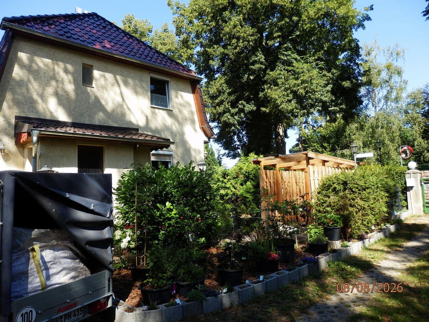 Prodej domu 72 m², pozemek 404 m², Bästleinsstraße 17, Hohen Neuendorf, Braniborsko Prodej domu 72 m², pozemek 404 m², Bästleinsstraße 17, Hohen Neuendorf, Braniborsko