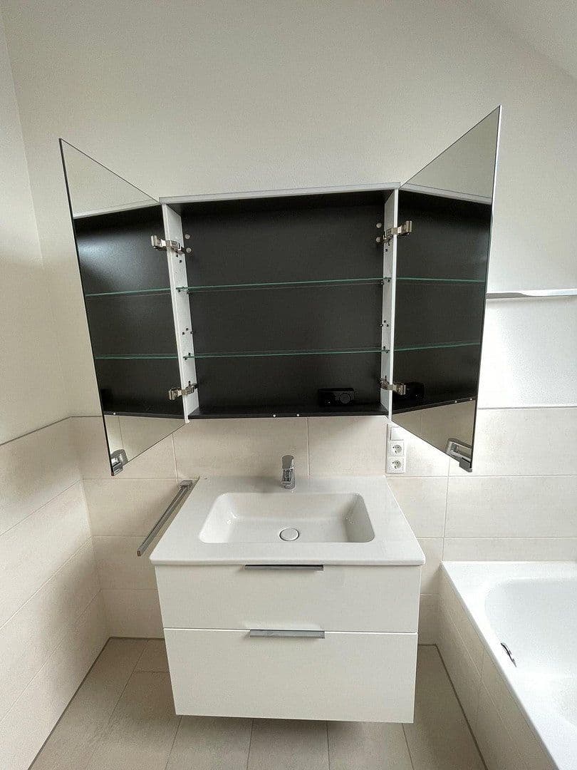 Pronájem bytu 3+1 95 m², Hohenthann, Bavorsko Pronájem bytu 3+1 95 m², Hohenthann, Bavorsko
