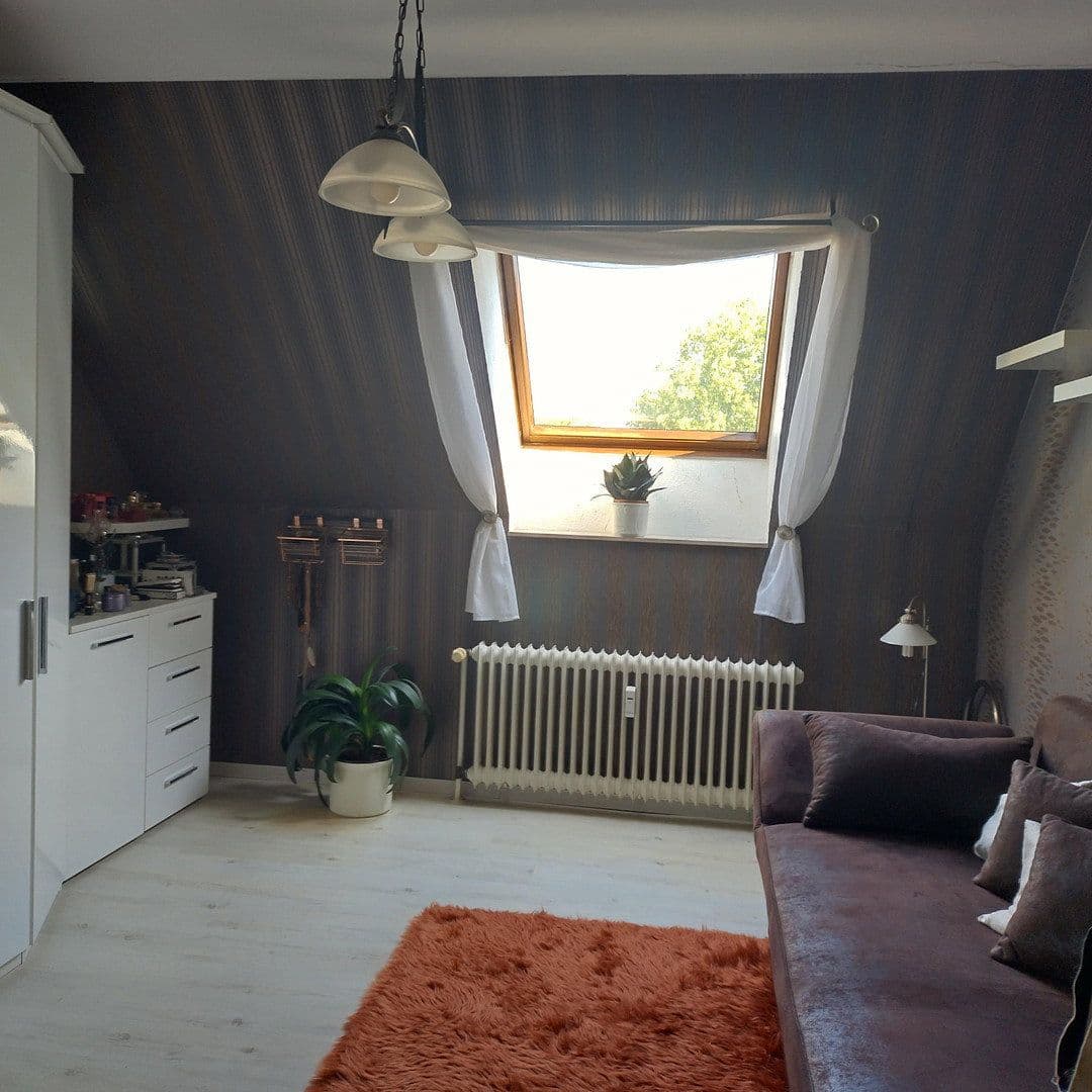 Prodej bytu 4+1 102 m², Neuss, Severní Porýní-Vestfálsko Prodej bytu 4+1 102 m², Neuss, Severní Porýní-Vestfálsko